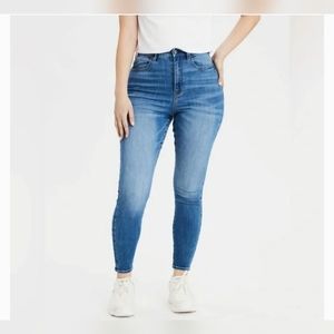 American Eagle Curvy Hi-Rise Dream Jean's (2 pairs)